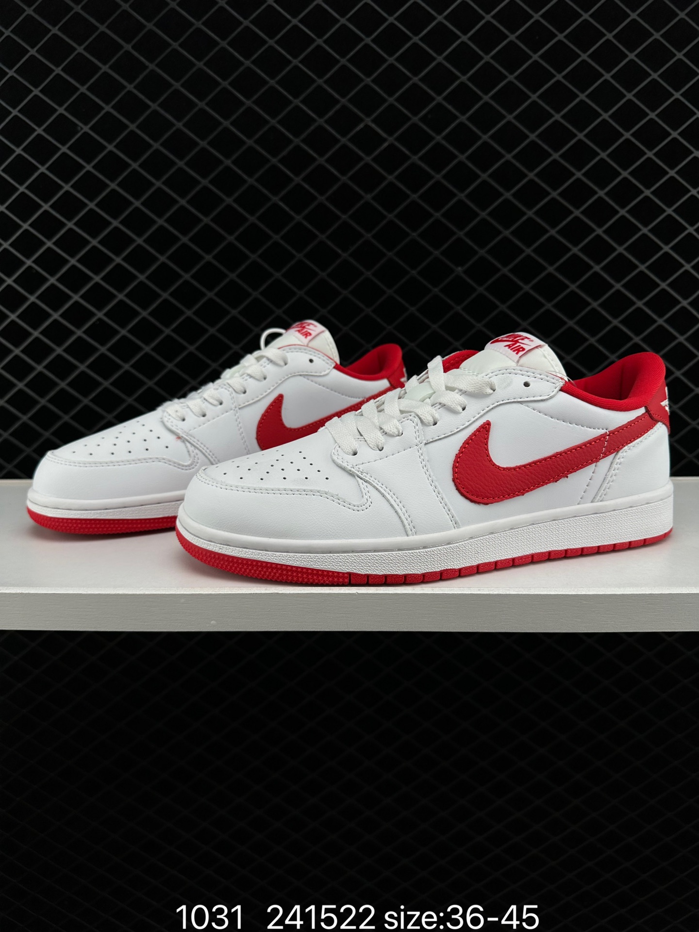 NK Air Jordan 1 Retro High OG ”Hyper Royal“